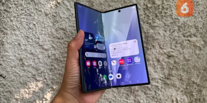 Galaxy Z Fold dan Z Flip, Layar Lipat Samsung, Worth It Gak Sih Dibeli Sekarang?